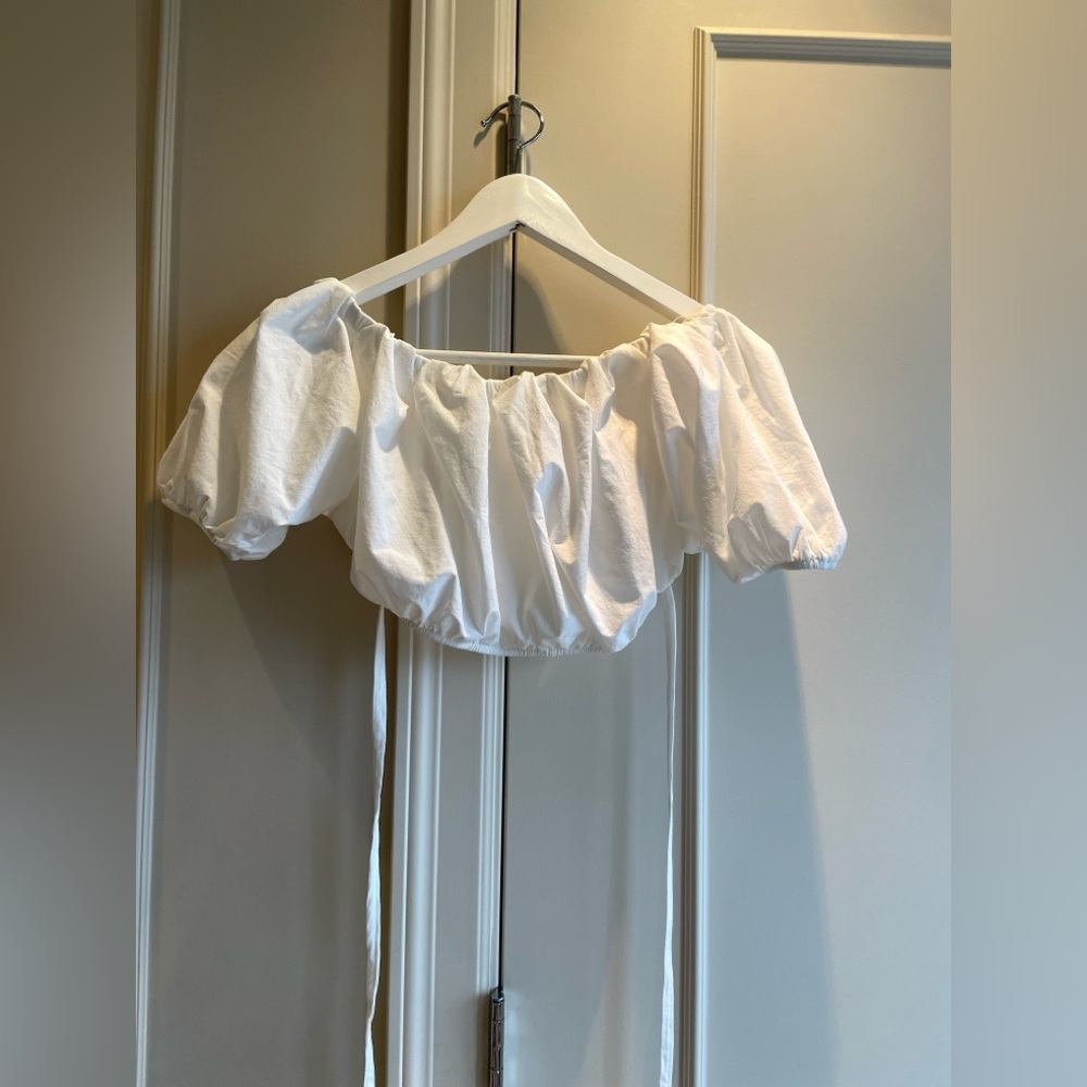 Zara White Off-the-Shoulder Puff Sleeve Crop Top
